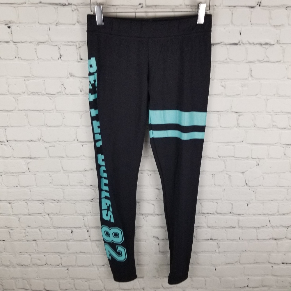 BETTER BODIES | spellout & stripes athletic workout leggings